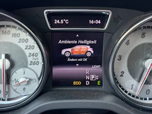 MERCEDES-BENZ GLA-Klasse X156 GLA 200 AMG Line