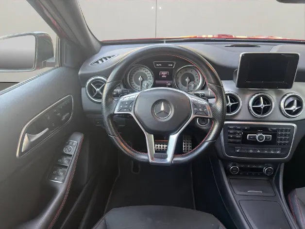 Mercedes-Benz GLA-Klasse X156 GLA 200 AMG Line