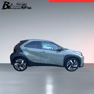 Toyota Aygo X 1.5 VVT-i HSD Style