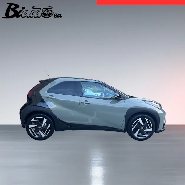 Toyota Aygo X 1.5 VVT-i HSD Style