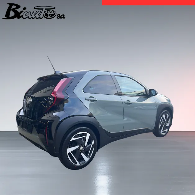 Toyota Aygo X 1.5 VVT-i HSD Style