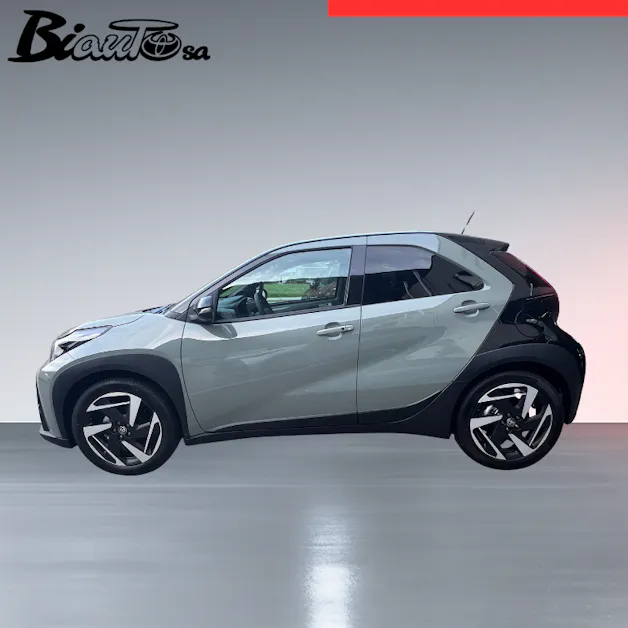 Toyota Aygo X 1.5 VVT-i HSD Style