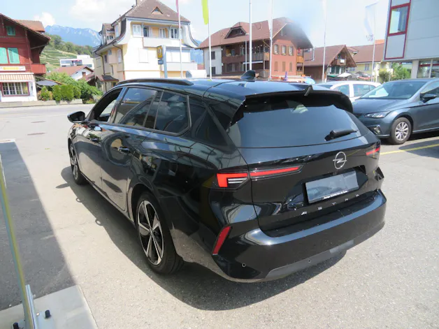 Opel Astra Sports Tourer 1.2 T 130 Edition