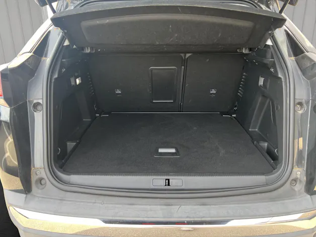 PEUGEOT 3008 1.2 PureTech Allure