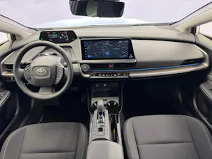 Toyota Prius 2.0 Plug-In-Hybrid Style