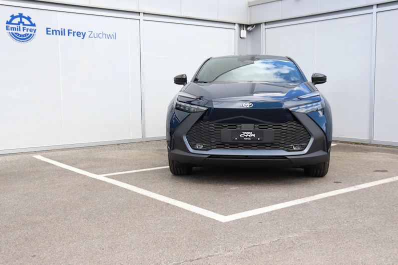 image du véhicule TOYOTA C-HR