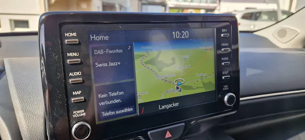 Toyota Yaris 1.5 VVT-iE Trend + Sport