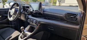 Toyota Yaris 1.5 VVT-iE Trend + Sport