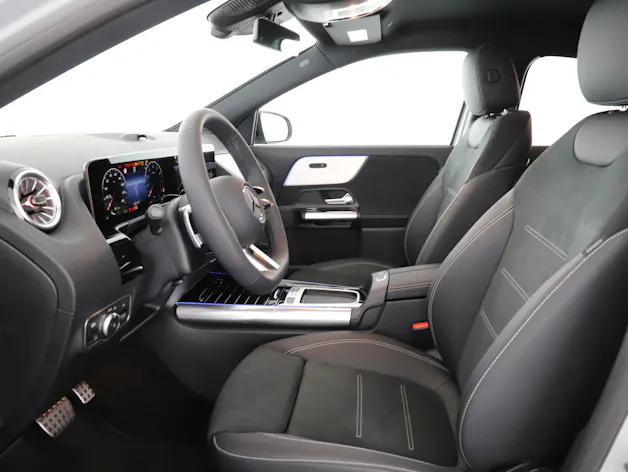 Mercedes-Benz GLA 200 Night Star 7G-D