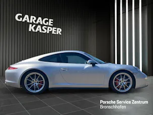 PORSCHE 911 Carrera 4S