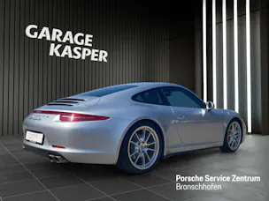 PORSCHE 911 Carrera 4S