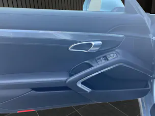 PORSCHE 911 Carrera 4S