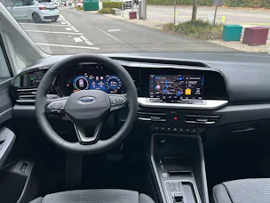 FORD Tourneo Connect 1.5 PHEV Active Automat