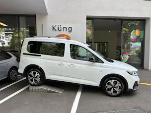 FORD Tourneo Connect 1.5 PHEV Active Automat
