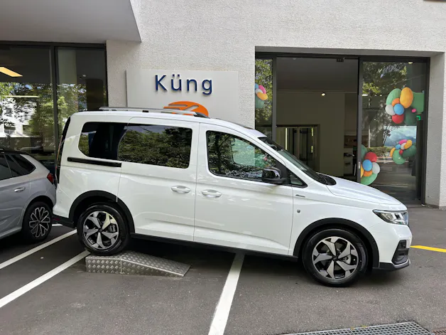Ford Tourneo Connect 1.5 PHEV Active Automat