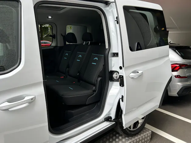 Ford Tourneo Connect 1.5 PHEV Active Automat