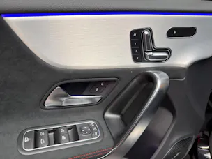 MERCEDES-BENZ AMG A 35 4MATIC Kompaktlimousine