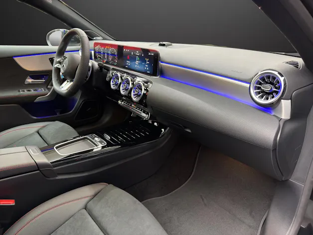 MERCEDES-BENZ AMG A 35 4MATIC Kompaktlimousine