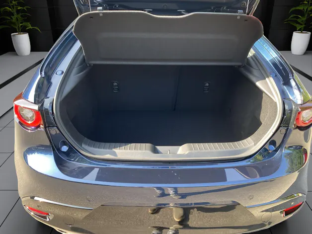 Mazda 3 Hatchback SKYACTIV-G M Hybrid 140 Centre Line Automat