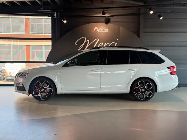 Škoda Octavia Combi 2.0 TSI RS DSG