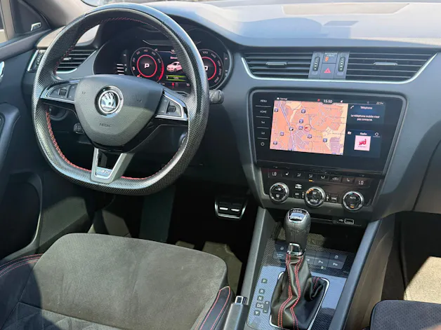 Škoda Octavia Combi 2.0 TSI RS DSG