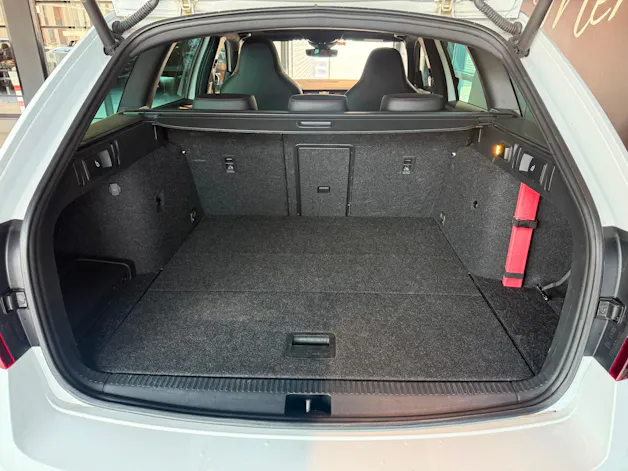 Škoda Octavia Combi 2.0 TSI RS DSG