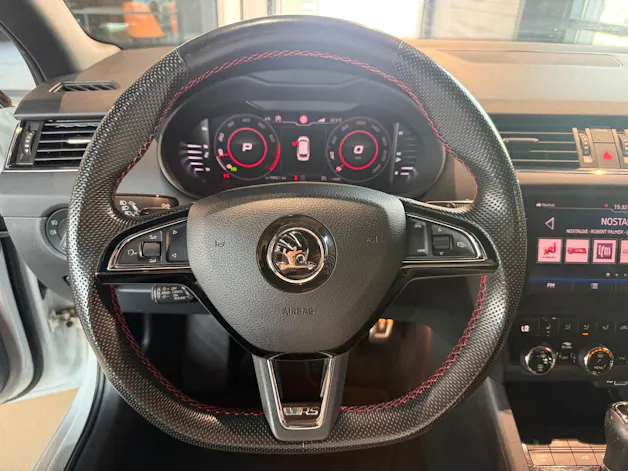 Škoda Octavia Combi 2.0 TSI RS DSG