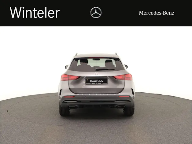 Mercedes-Benz GLA 200 Night Star 7G-D