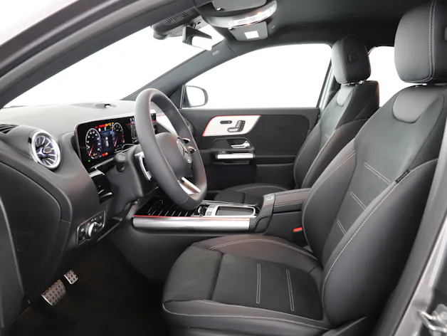 Mercedes-Benz GLA 200 Night Star 7G-D