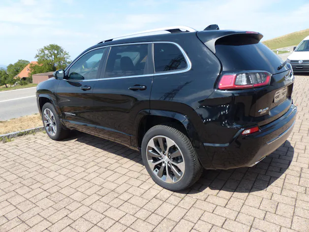 Jeep Cherokee 2.2MJ Overland AWD Drive I 9ATX