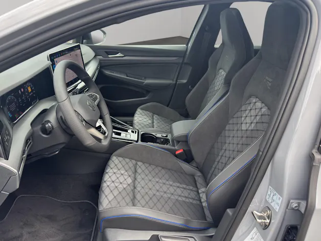 VW Golf 1.5 e TSI mHEV R-Line DSG
