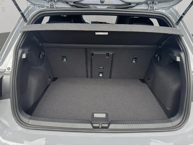 VW Golf 1.5 e TSI mHEV R-Line DSG
