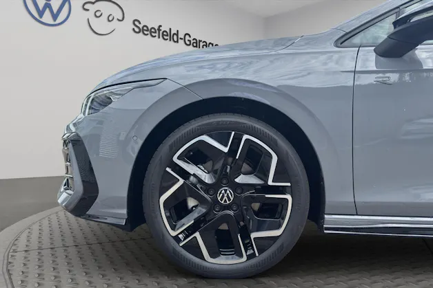 VW Golf 1.5 e TSI mHEV R-Line DSG