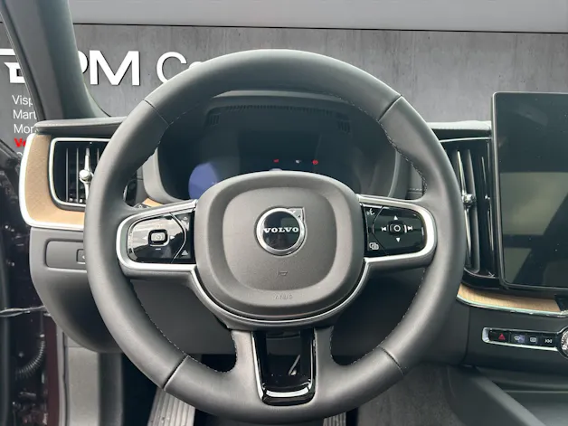 Volvo XC60 T6 eAWD PluginHybrid Ultra Dark Geartronic