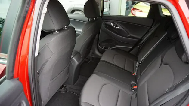 Hyundai i30 1.4 T-GDi Amplia