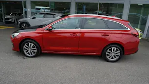 Hyundai i30 1.4 T-GDi Amplia