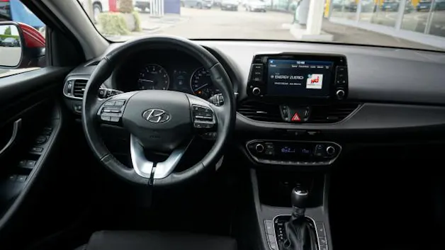 Hyundai i30 1.4 T-GDi Amplia