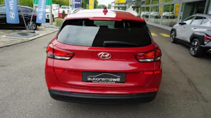 Hyundai i30 1.4 T-GDi Amplia