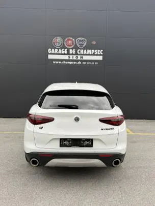 Alfa Romeo Stelvio 2.0 Executive Q4