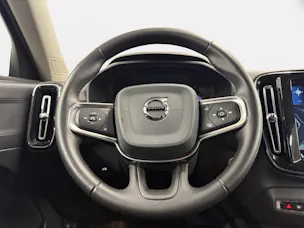 VOLVO XC40 T4 AWD Momentum Geartronic