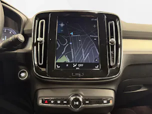 VOLVO XC40 T4 AWD Momentum Geartronic