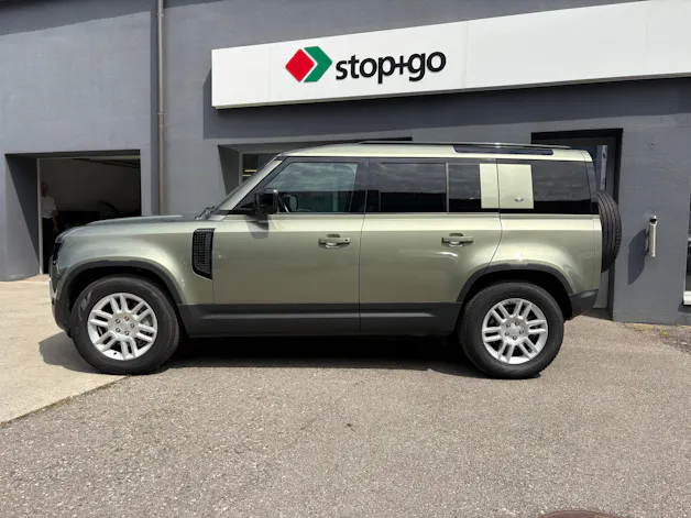 Land Rover Defender 110 3.0 D I6 300 S AWD AT8