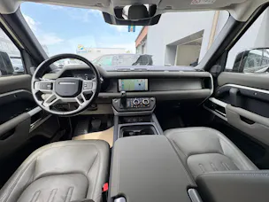 Land Rover Defender 110 3.0 D I6 300 S AWD AT8