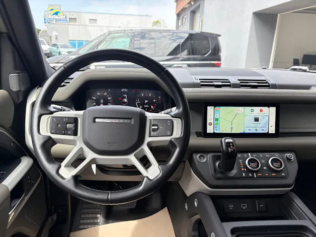 Land Rover Defender 110 3.0 D I6 300 S AWD AT8