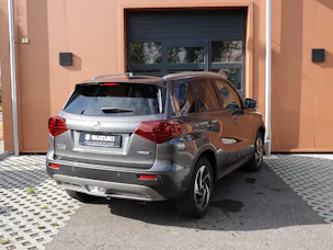 Suzuki Vitara 1.4 Boosterjet Piz Sulai Top 4x4 Hybrid CH Auto * 3 ans de Garantie * Clim Auto * Keyless * Caméra * Toit ouvrant *