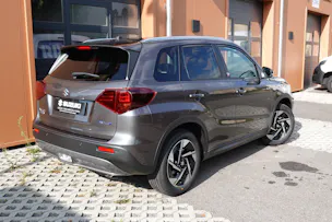 Suzuki Vitara 1.4 Boosterjet Piz Sulai Top 4x4 Hybrid CH Auto * 3 ans de Garantie * Clim Auto * Keyless * Caméra * Toit ouvrant *