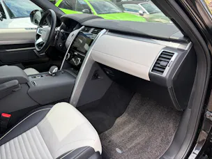 Land Rover Discovery 3.0 i6 360 R-Dynamic HSE AWD Automatic
