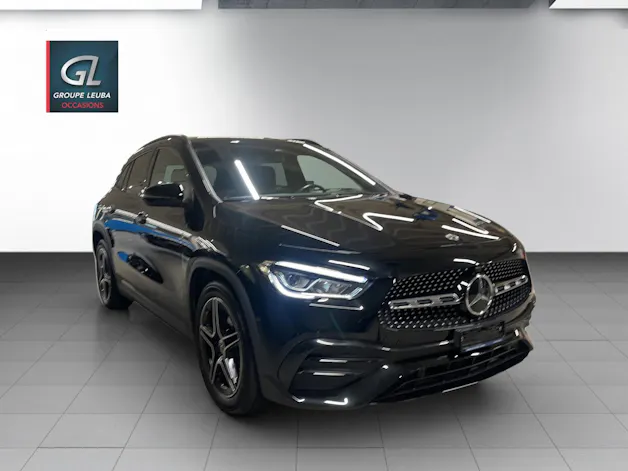 Mercedes-Benz GLA 200 AMG Line 7G-DCT