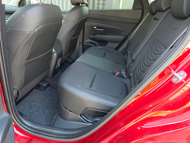 Hyundai Tucson 1.6 HEV Amplia 4WD
