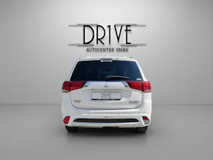 Mitsubishi Outlander 2.0 PHEV Diamond 4WD Automatic